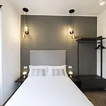Savoia 4*